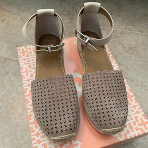 Gianni Bini Sandals